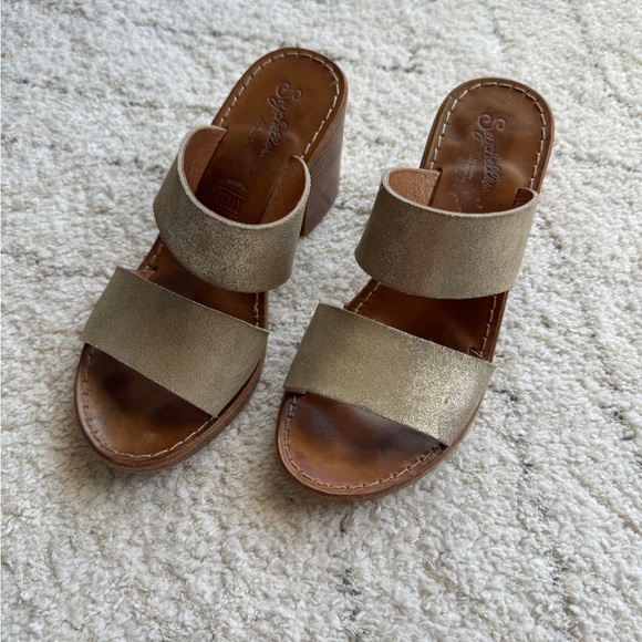 Seychelles Metallic Heeled Sandals - Picture 1 of 6